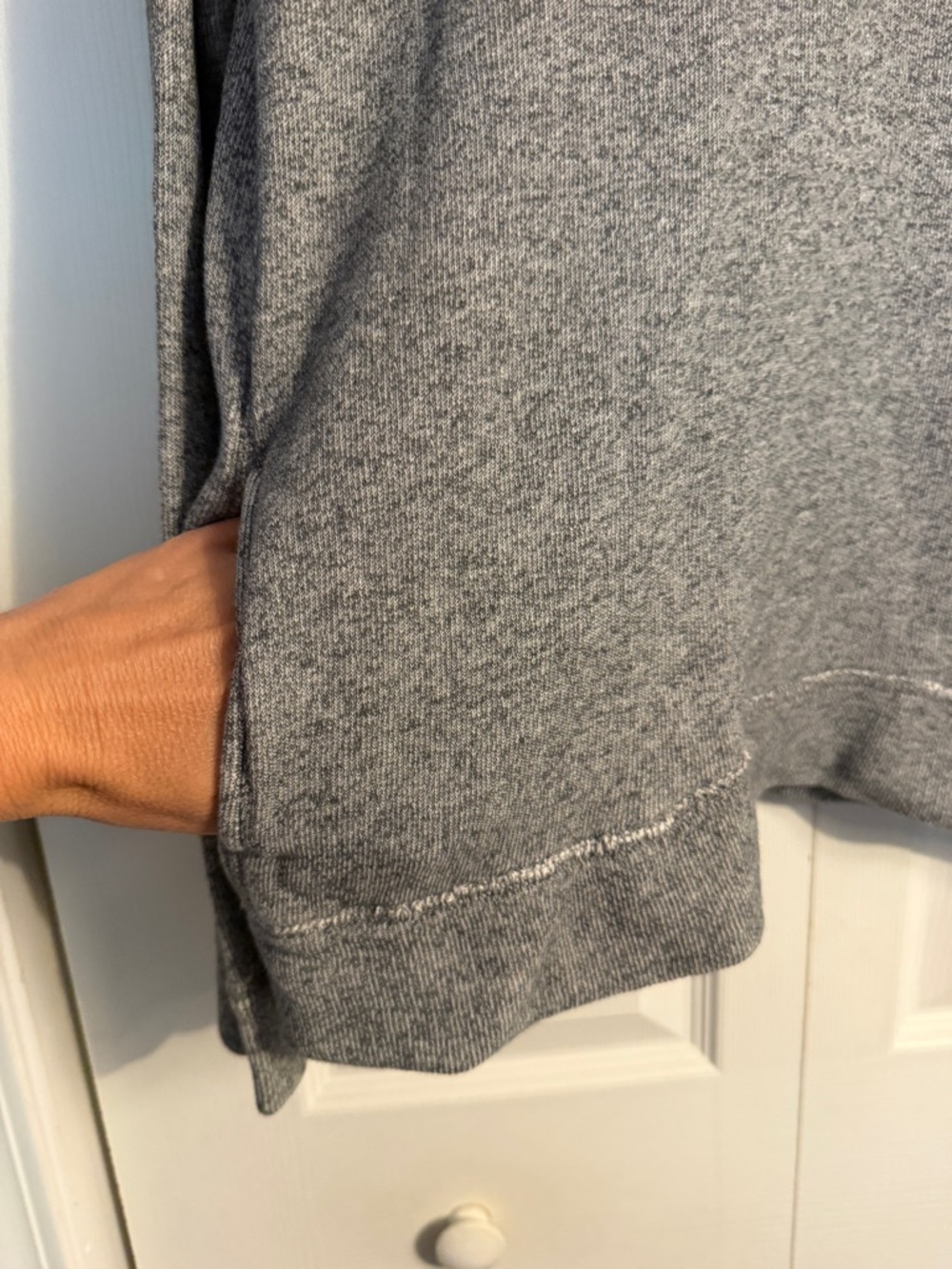 J crew 100% cotton hoodie. Gray size medium - Picture 3 of 9